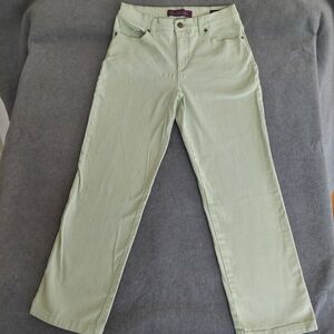 Gloria Vanderbilt Amanda High Rise Straight Leg Jeans - Sage Green - Size 6